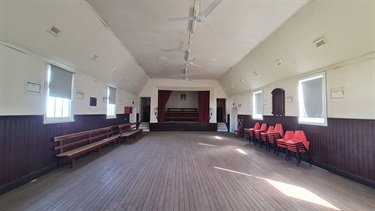 Gymbowen Public Hall